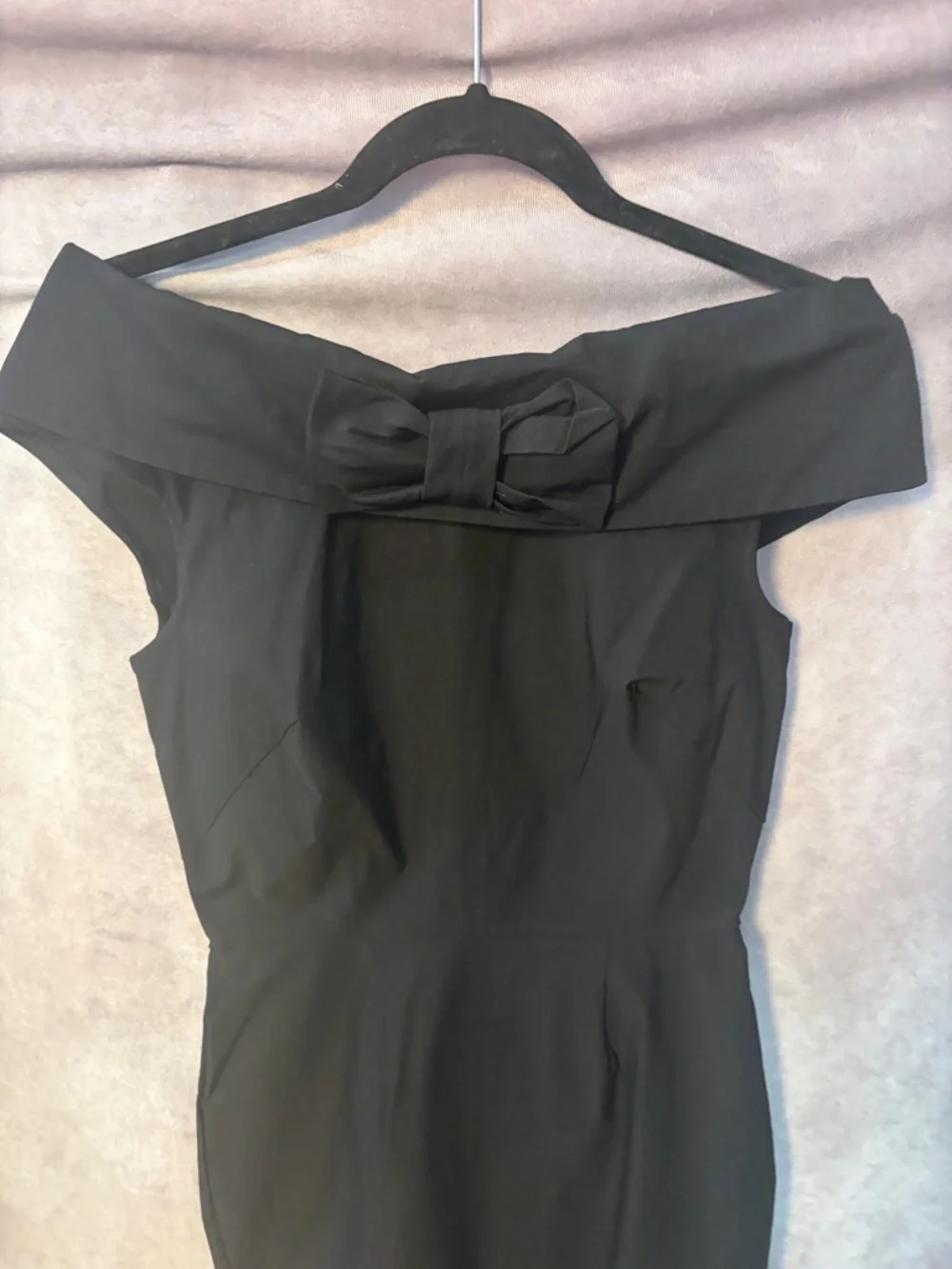Unique Vintage Barbie Black One-Shoulder Bow Sheath Dress Small - Picture 3 of 4